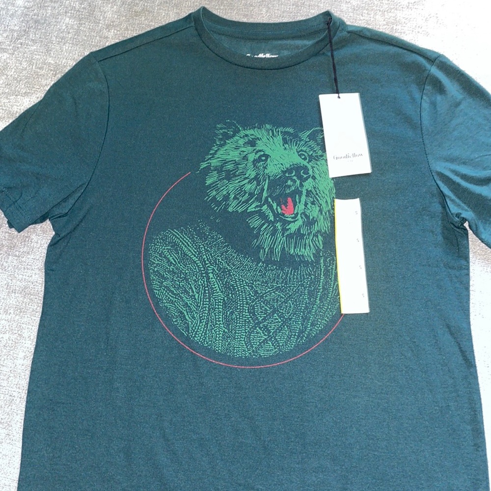 Goodfellow & Co Grizzly Bear Graphic Shirt